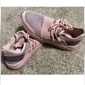 Fableta sneakers hardly worn